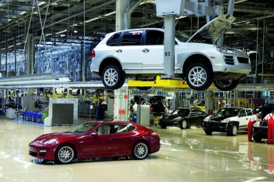 VW profit rise in sinking German economy
