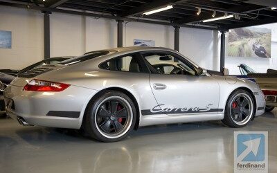 Porsche 997 on Fuchs alloy wheels