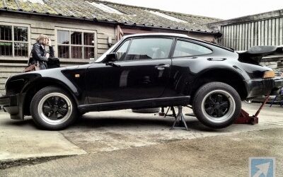 Black Porsche 930 (911 Turbo) on sale at Autofarm