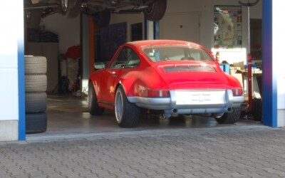 Porsche 911 Turbo Look Hot Rod RSR Build in Hamburg