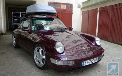 Roof Box on a Porsche 911
