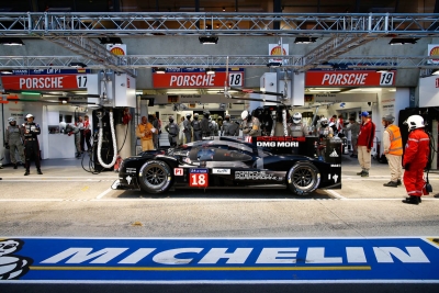 Porsche 919 LMP1 Hybrid Le Mans 2015 1